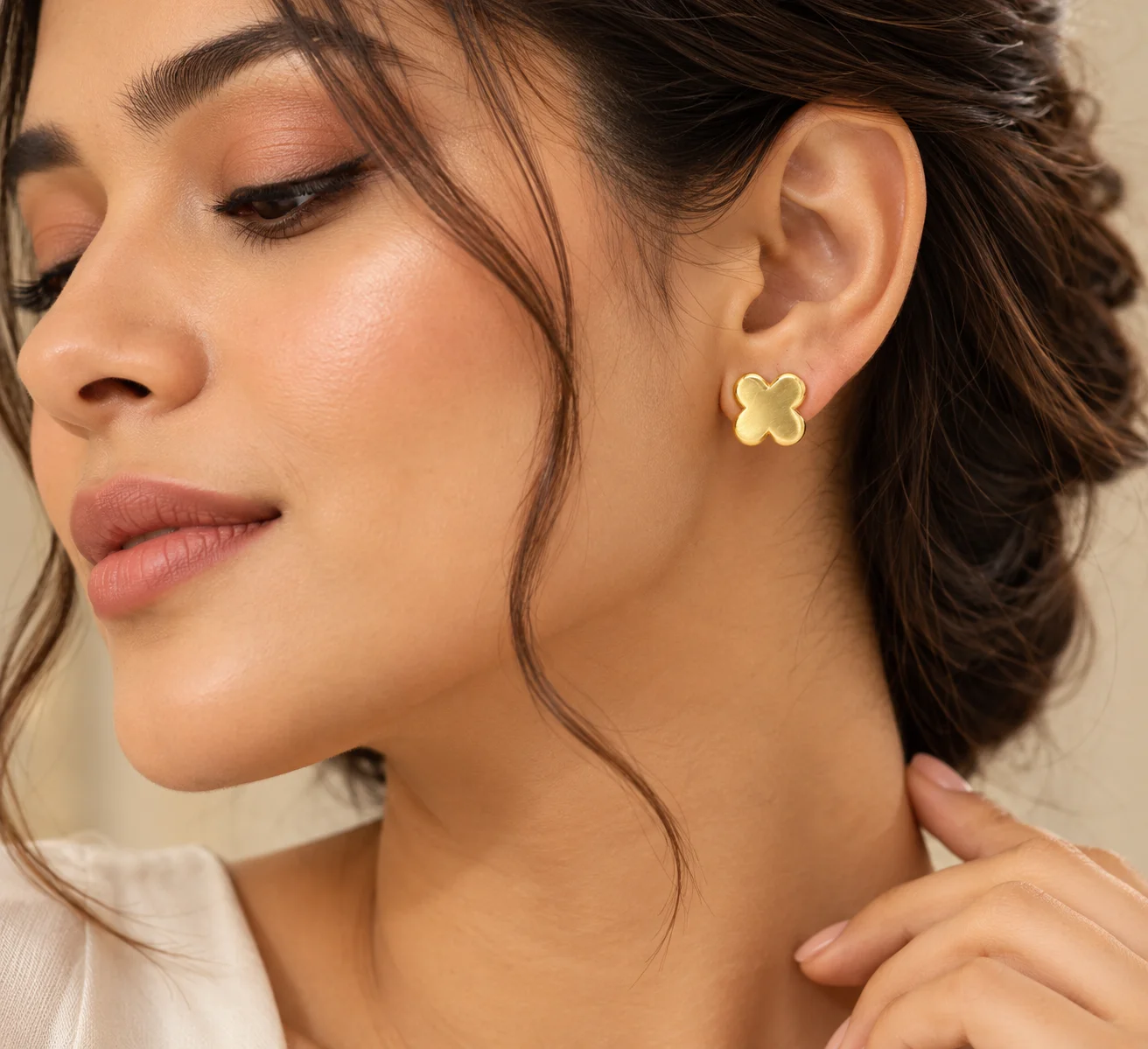 Golden Clover Stud Earrings — photo 2
