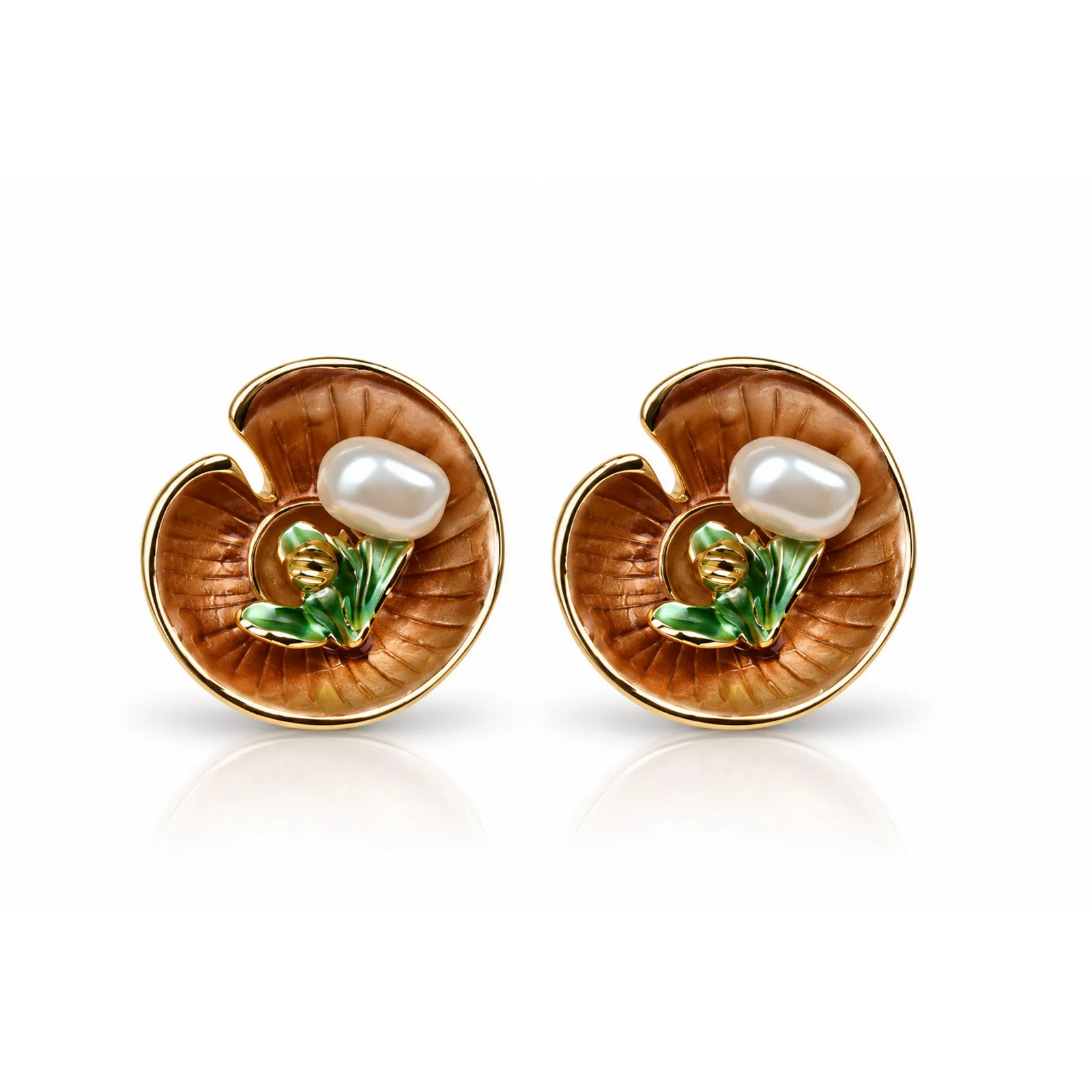 Amber Bloom Pearl Stud Earrings — photo 3