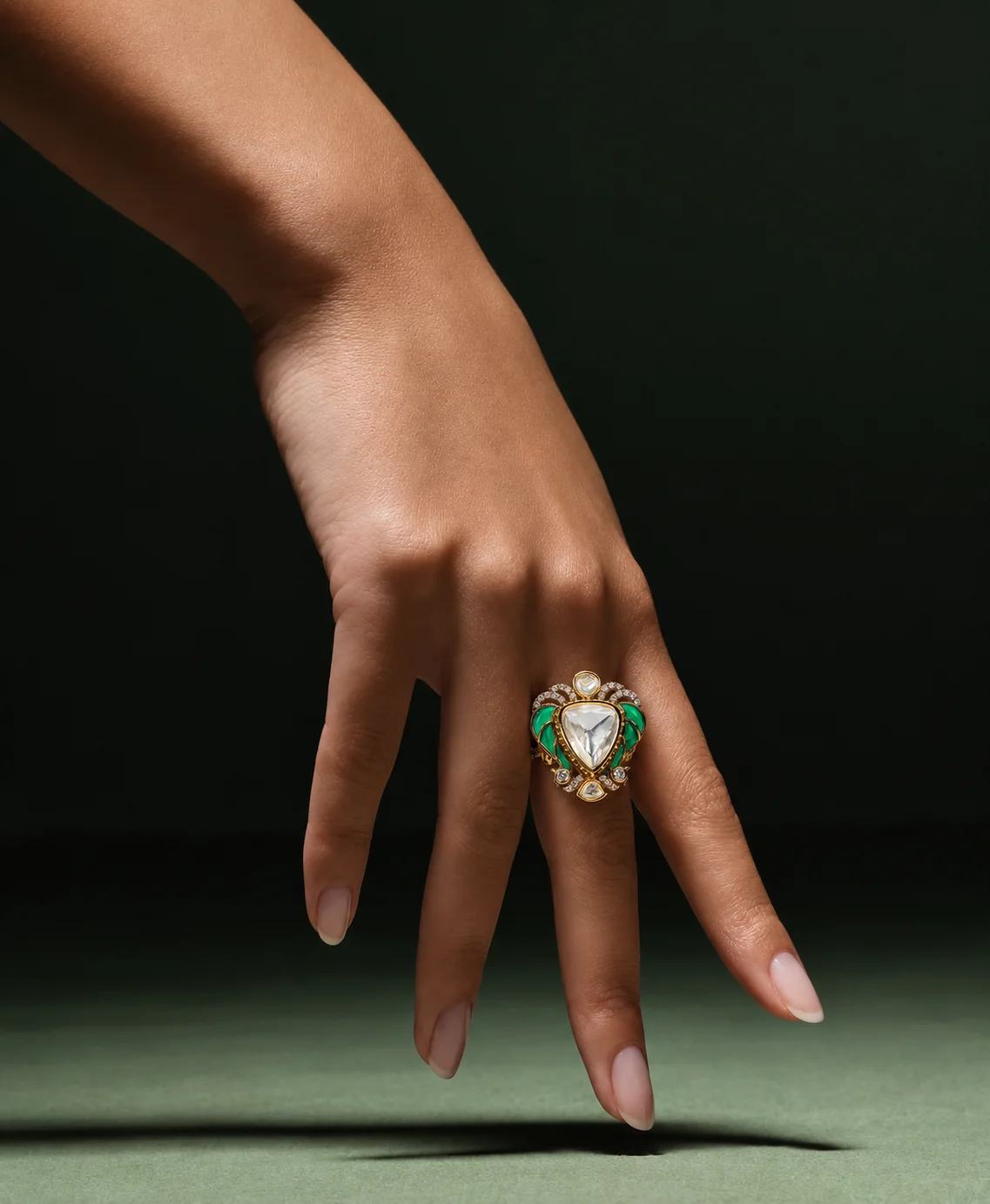 Emerald Kundan Statement Ring — photo 2