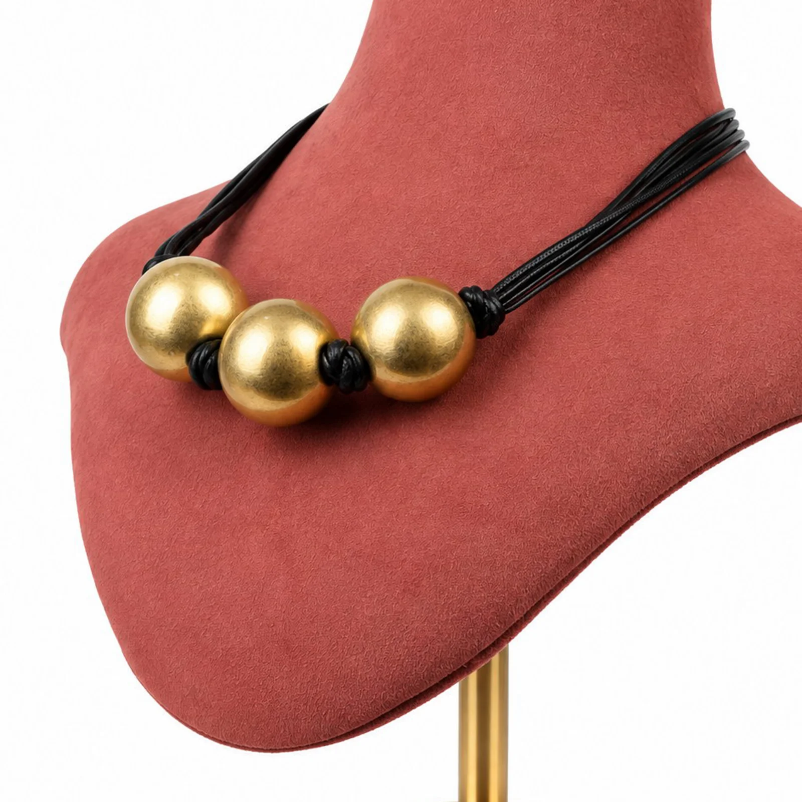 Black Gold Muse — photo 4