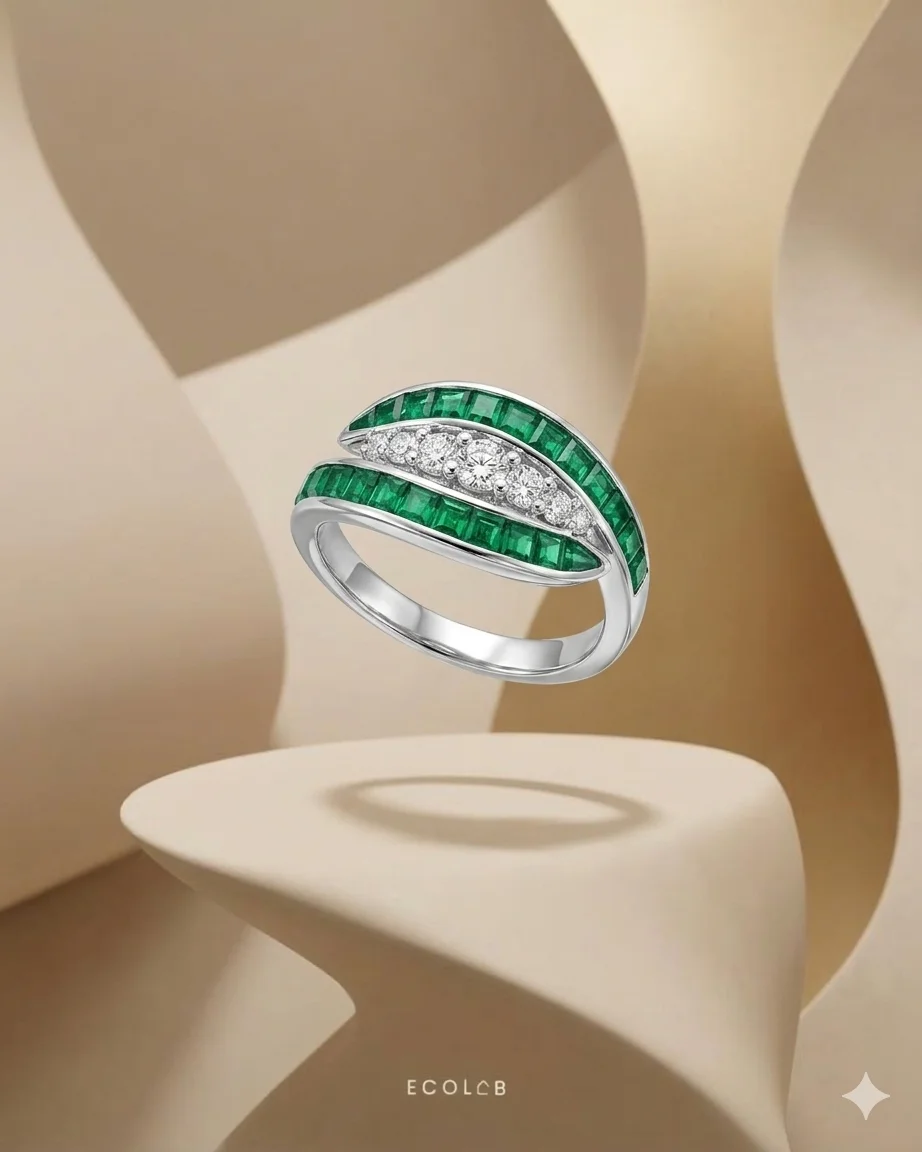 Emerald Luxe Wave Ring — photo 3