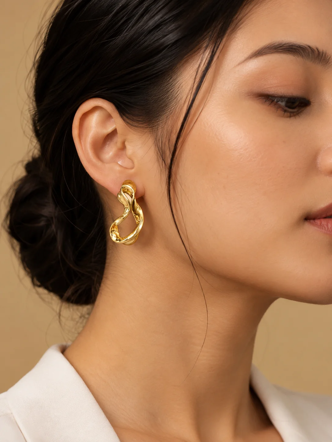 Sculptural Twist Statement Earrings — photo 3