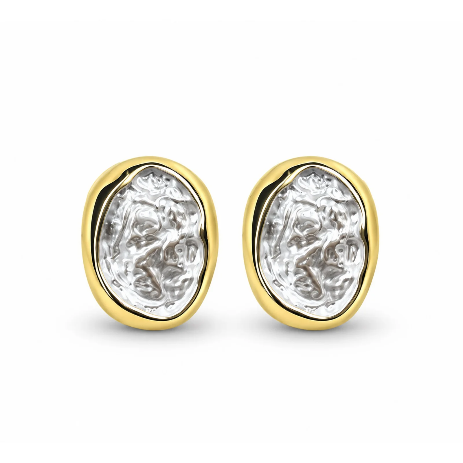 Pearlique Oval Studs — photo 4